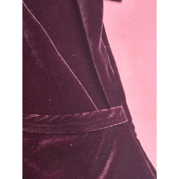 Y2K. R-WEAR. RAMPAGE. Plum VELVET Plunge Wrap Style Short Sleeve Blouse. L-XL - Picture 5 of 5